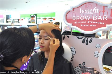 sephora eyebrow wax service.